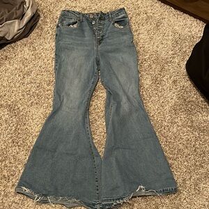 flared jeans